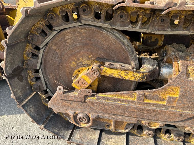 image for item EH6610 2006 Caterpillar 953C track loader