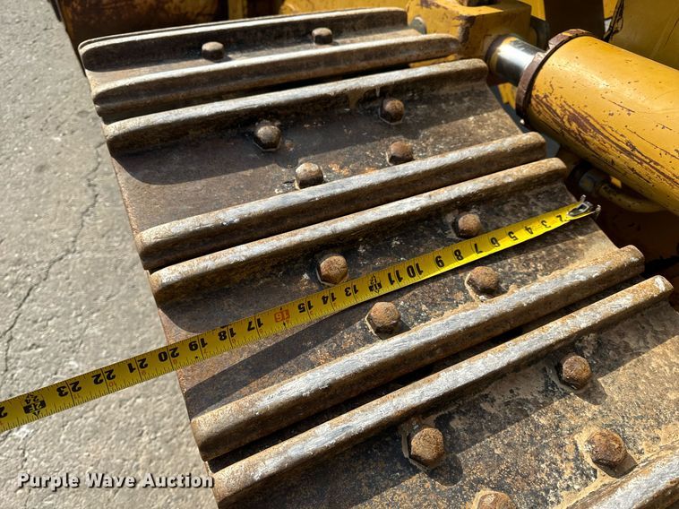 image for item EH6610 2006 Caterpillar 953C track loader