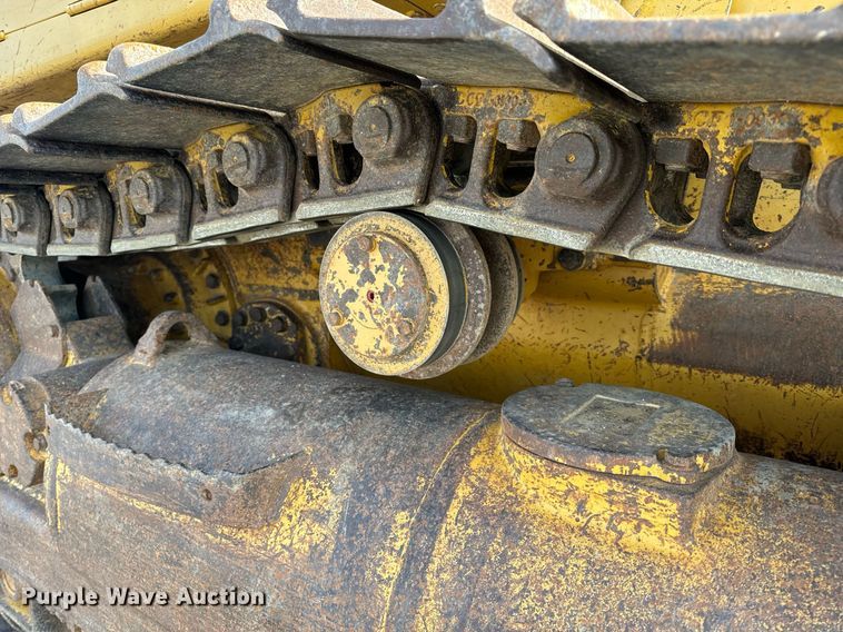 image for item EH6610 2006 Caterpillar 953C track loader