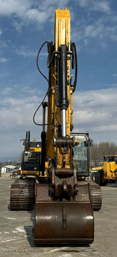 image for item EH6611 2013 Caterpillar 336E L  excavator