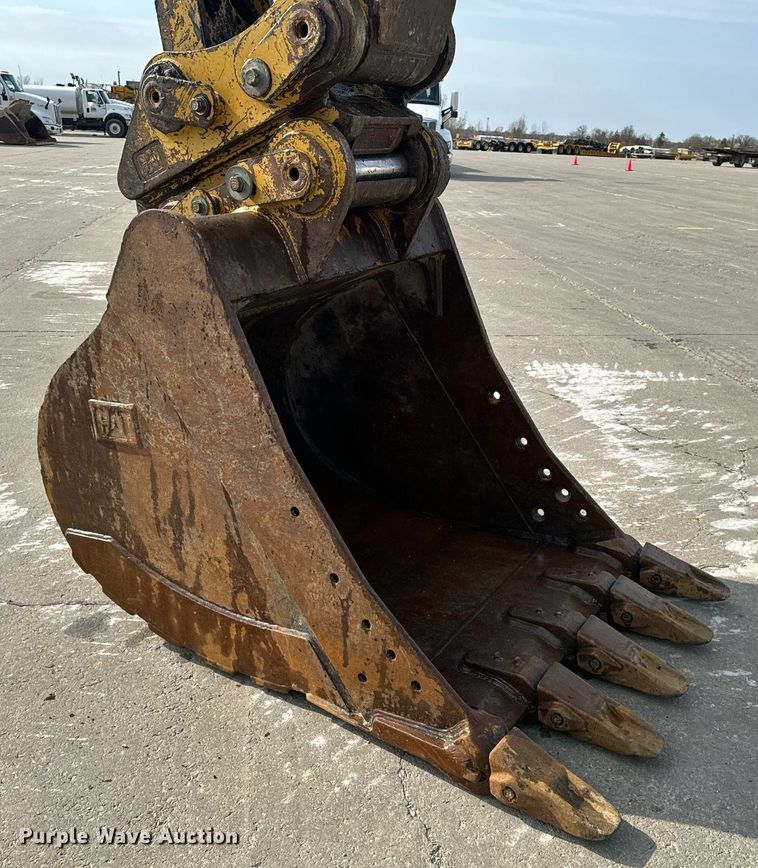 image for item EH6611 2013 Caterpillar 336E L  excavator