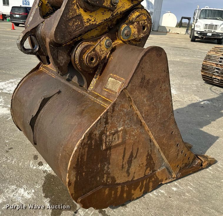 image for item EH6611 2013 Caterpillar 336E L  excavator