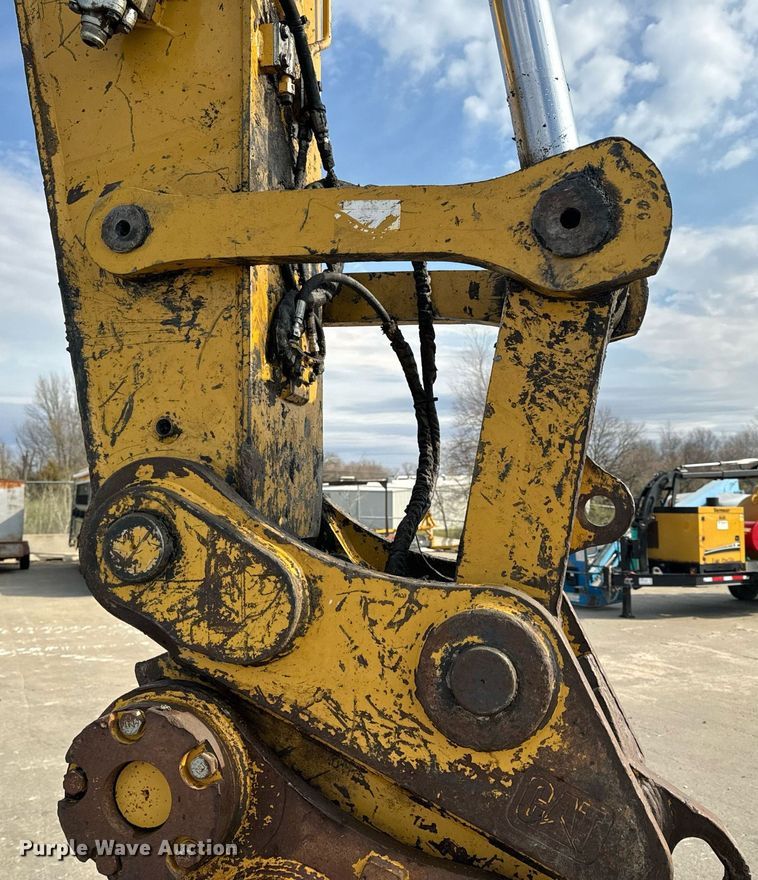 image for item EH6611 2013 Caterpillar 336E L  excavator