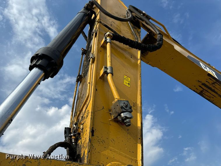 image for item EH6611 2013 Caterpillar 336E L  excavator