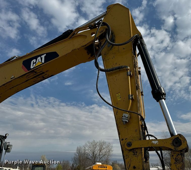 image for item EH6611 2013 Caterpillar 336E L  excavator