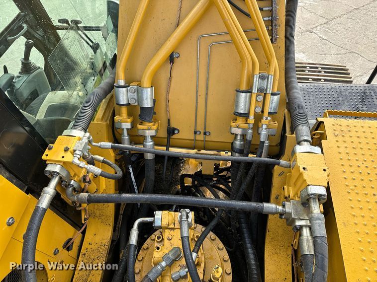 image for item EH6611 2013 Caterpillar 336E L  excavator
