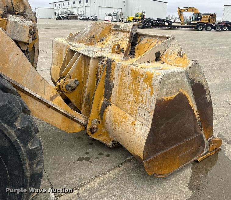 image for item EH6612 2011 Caterpillar 966H wheel loader