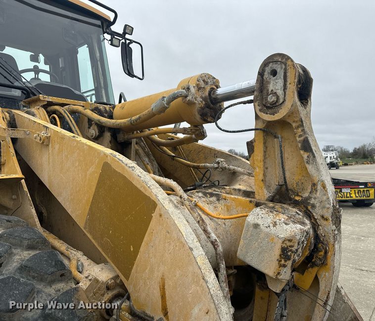 image for item EH6612 2011 Caterpillar 966H wheel loader
