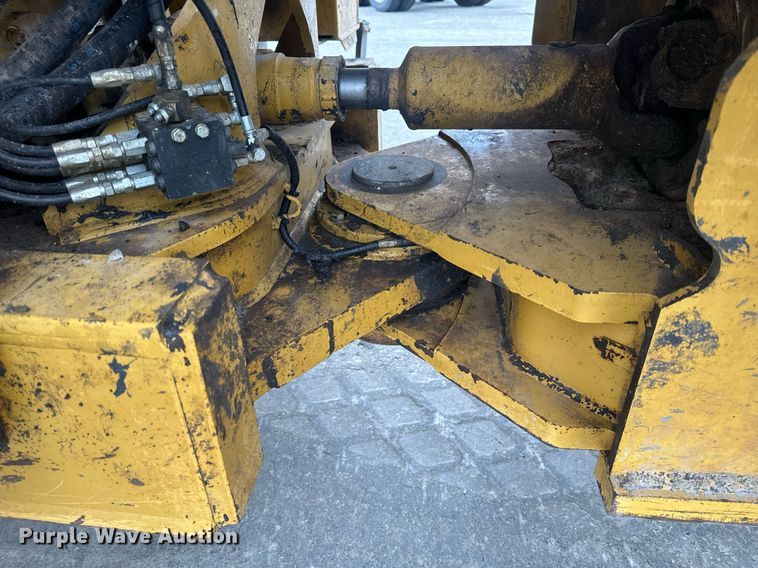 image for item EH6612 2011 Caterpillar 966H wheel loader