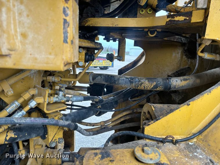 image for item EH6612 2011 Caterpillar 966H wheel loader