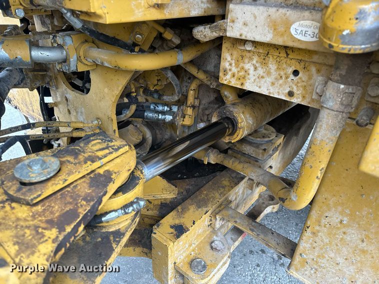 image for item EH6612 2011 Caterpillar 966H wheel loader