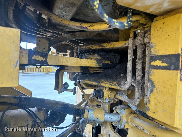 image for item EH6612 2011 Caterpillar 966H wheel loader