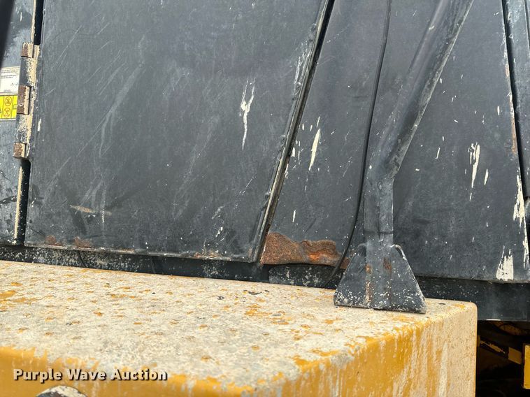 image for item EH6612 2011 Caterpillar 966H wheel loader