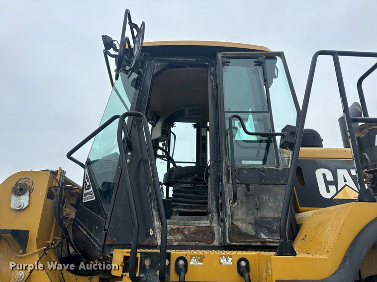 image for item EH6612 2011 Caterpillar 966H wheel loader