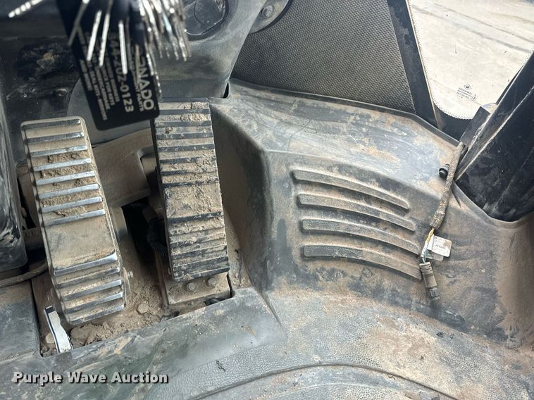 image for item EH6612 2011 Caterpillar 966H wheel loader