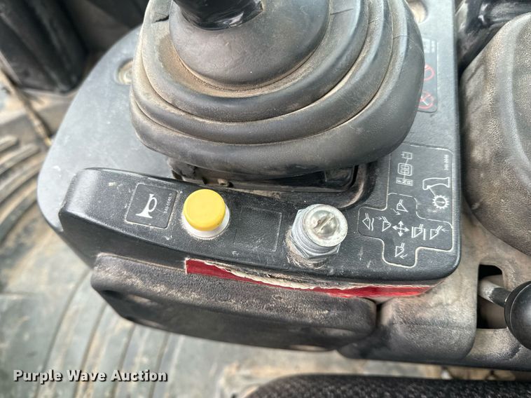 image for item EH6612 2011 Caterpillar 966H wheel loader