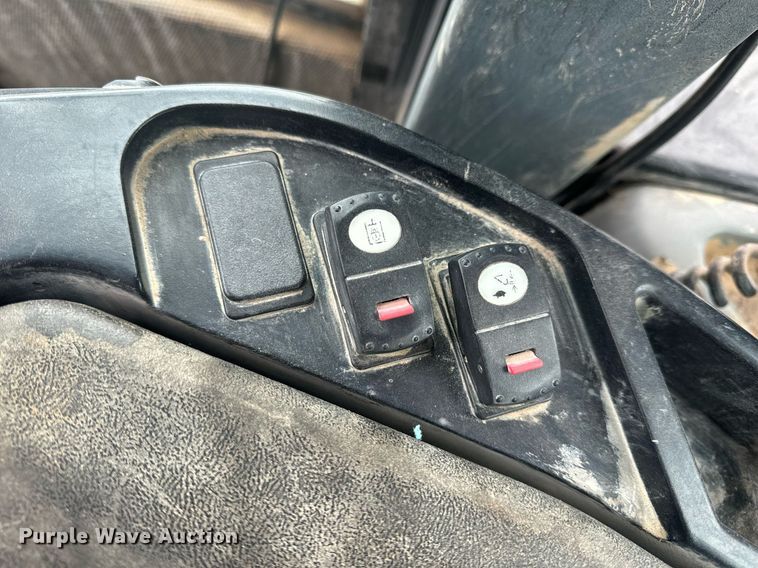 image for item EH6612 2011 Caterpillar 966H wheel loader