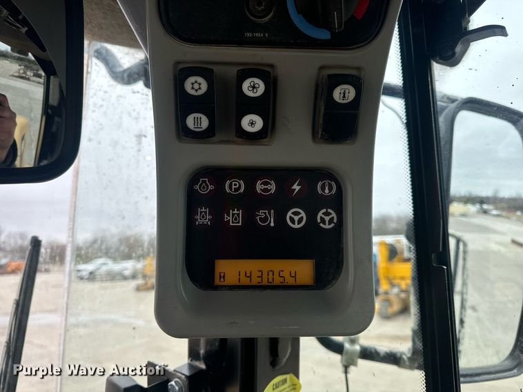 image for item EH6612 2011 Caterpillar 966H wheel loader