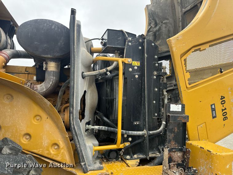 image for item EH6612 2011 Caterpillar 966H wheel loader