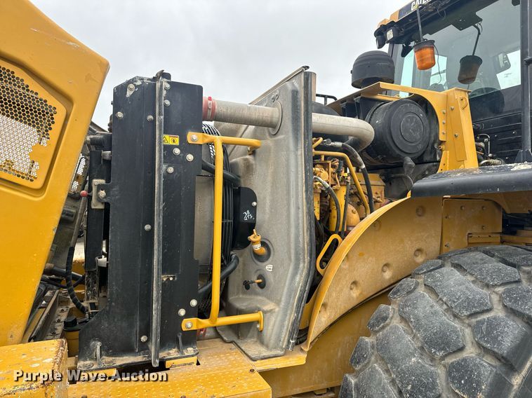 image for item EH6612 2011 Caterpillar 966H wheel loader
