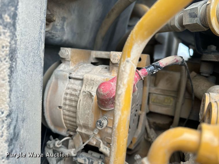 image for item EH6612 2011 Caterpillar 966H wheel loader