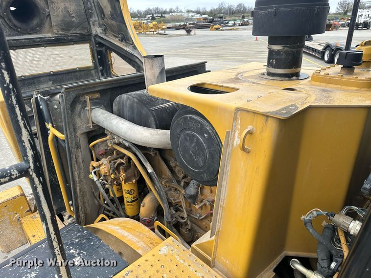 image for item EH6612 2011 Caterpillar 966H wheel loader