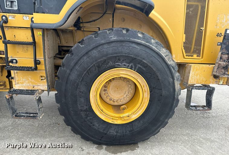 image for item EH6612 2011 Caterpillar 966H wheel loader