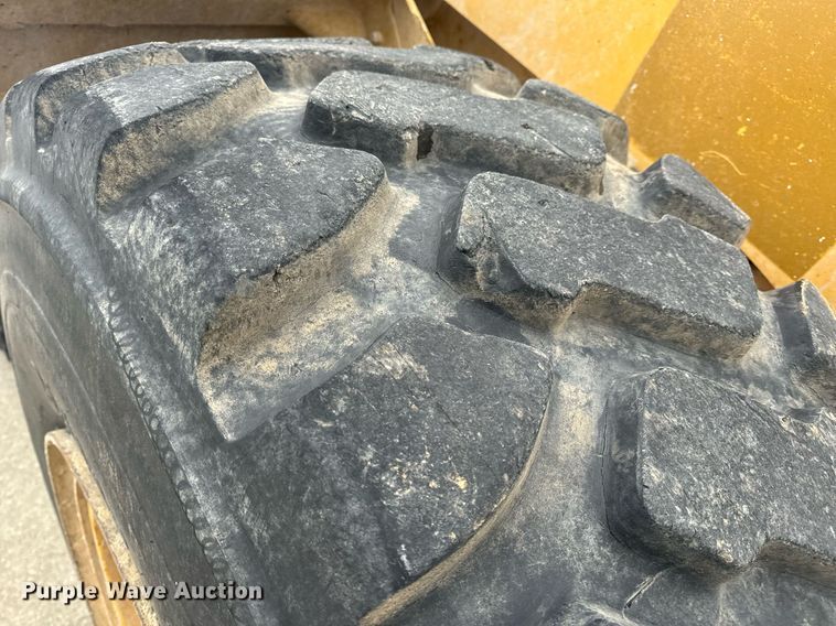 image for item EH6612 2011 Caterpillar 966H wheel loader