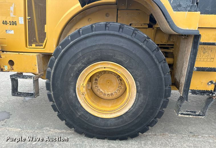 image for item EH6612 2011 Caterpillar 966H wheel loader