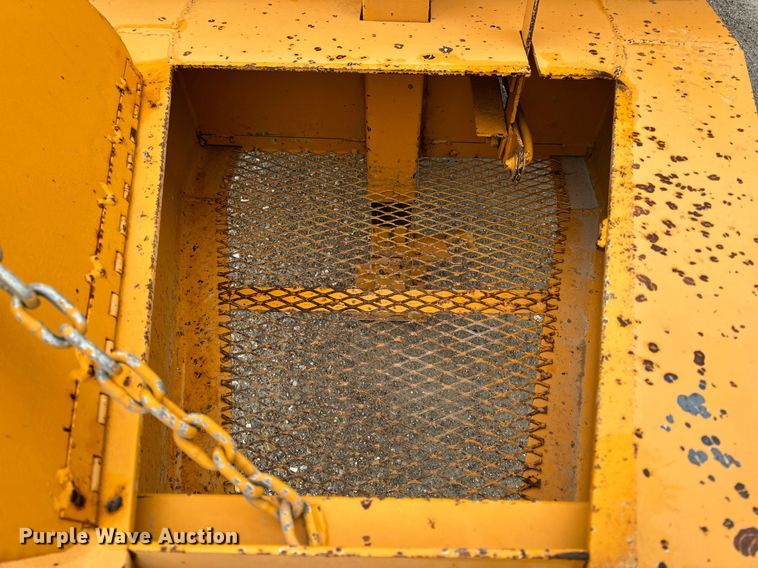 image for item EH6644 2016 TrailBoss tilt deck equipment trailer