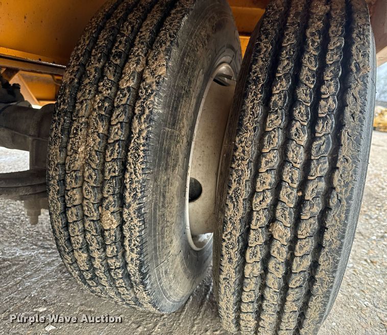 image for item EH6644 2016 TrailBoss tilt deck equipment trailer