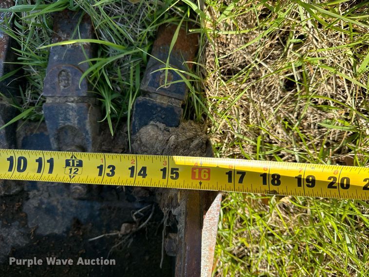 image for item EH6649 Bobcat 709FDS skid steer backhoe