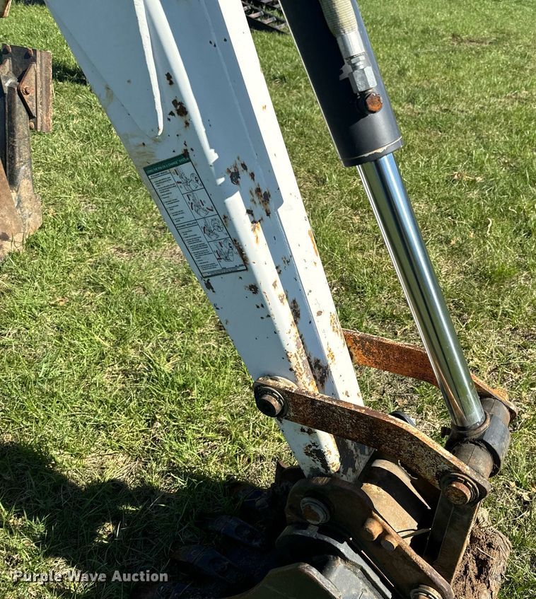 image for item EH6649 Bobcat 709FDS skid steer backhoe