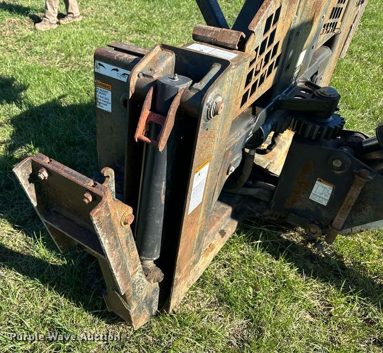 image for item EH6649 Bobcat 709FDS skid steer backhoe