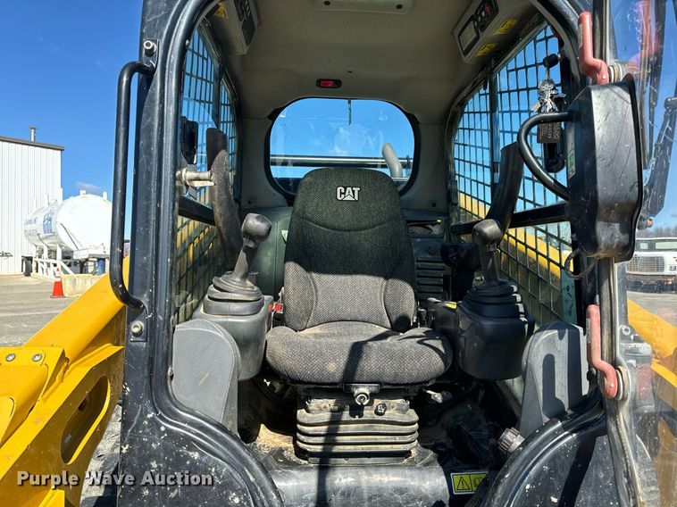 image for item EH6650 2019 Caterpillar 299D2 tracked skid steer loader