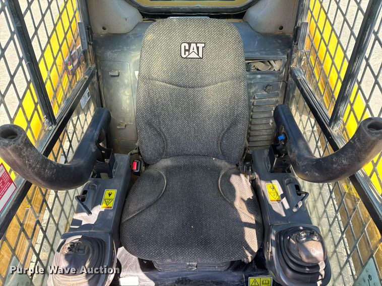 image for item EH6650 2019 Caterpillar 299D2 tracked skid steer loader