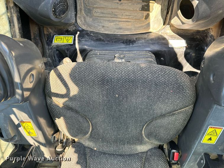 image for item EH6650 2019 Caterpillar 299D2 tracked skid steer loader