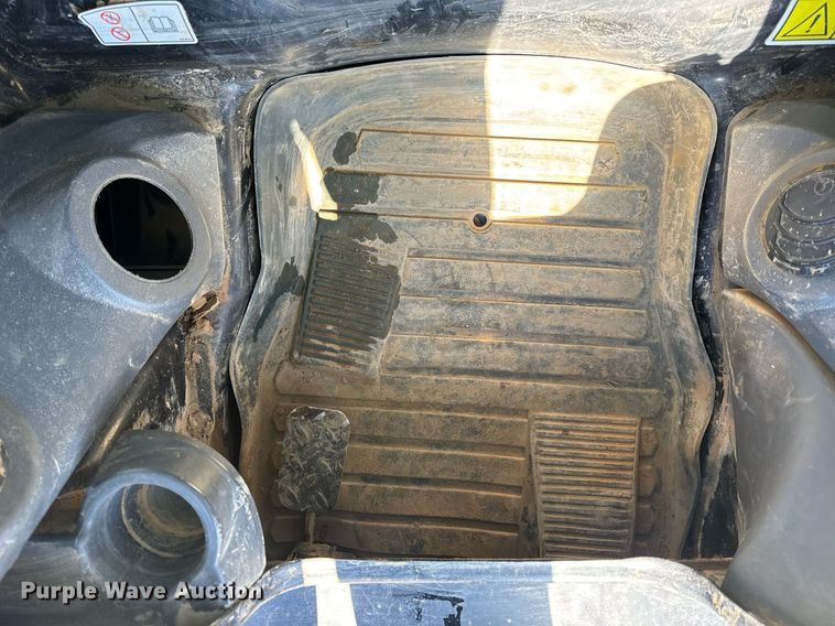 image for item EH6650 2019 Caterpillar 299D2 tracked skid steer loader