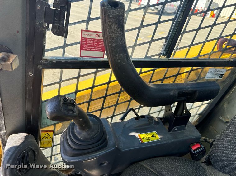 image for item EH6650 2019 Caterpillar 299D2 tracked skid steer loader