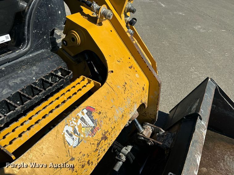 image for item EH6651 2019 Caterpillar 299D3 tracked skid steer loader