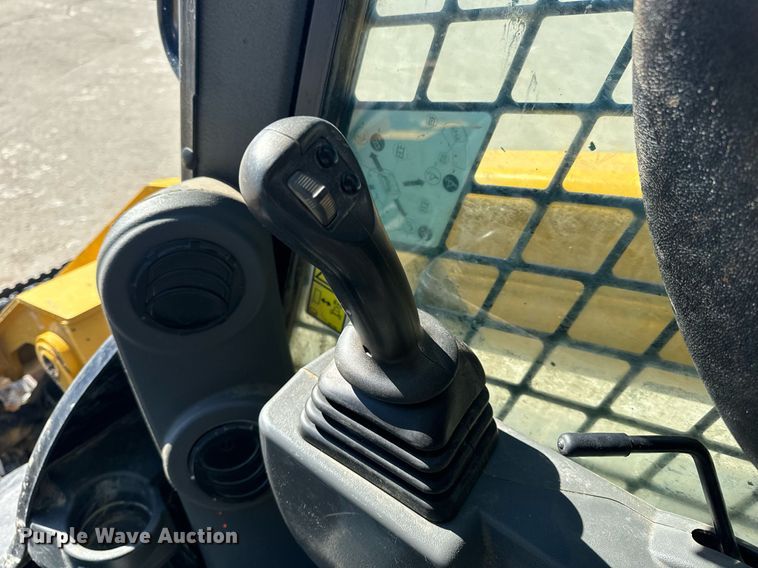 image for item EH6651 2019 Caterpillar 299D3 tracked skid steer loader