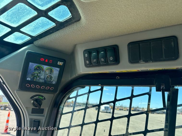 image for item EH6651 2019 Caterpillar 299D3 tracked skid steer loader