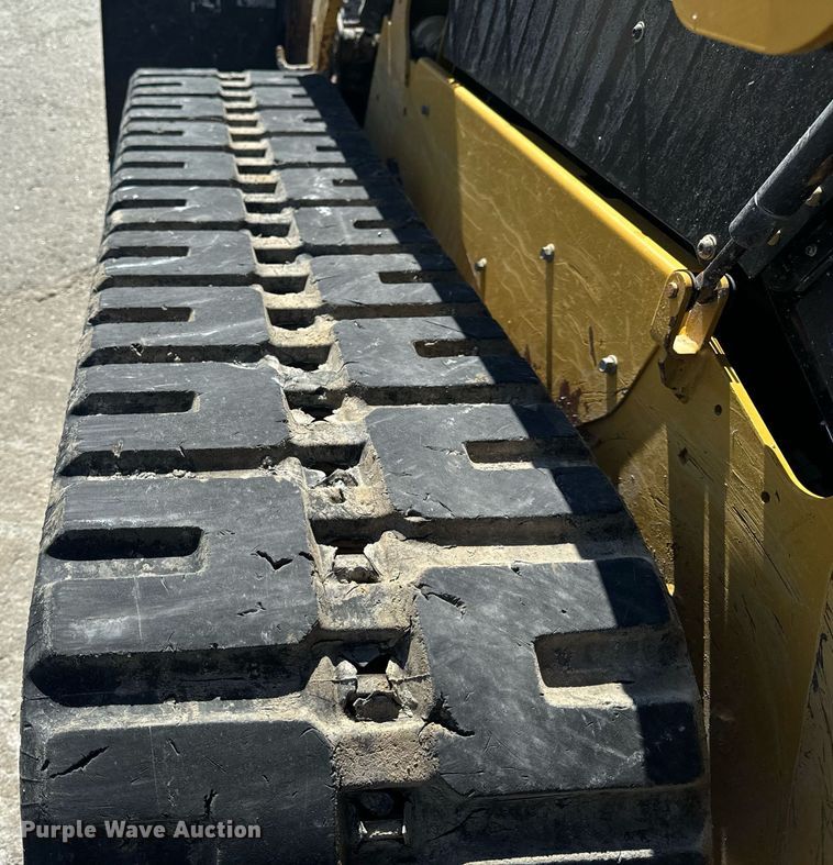 image for item EH6651 2019 Caterpillar 299D3 tracked skid steer loader