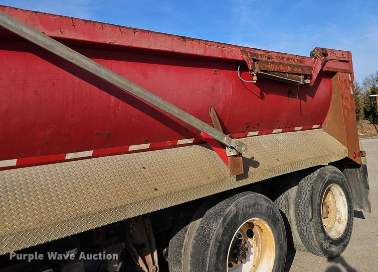 image for item EI3628 1995 White GMC Autocar dump truck