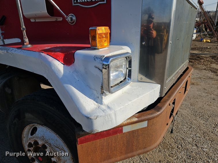 image for item EI3628 1995 White GMC Autocar dump truck