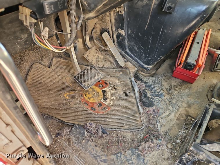 image for item EI3628 1995 White GMC Autocar dump truck