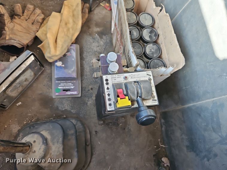 image for item EI3628 1995 White GMC Autocar dump truck