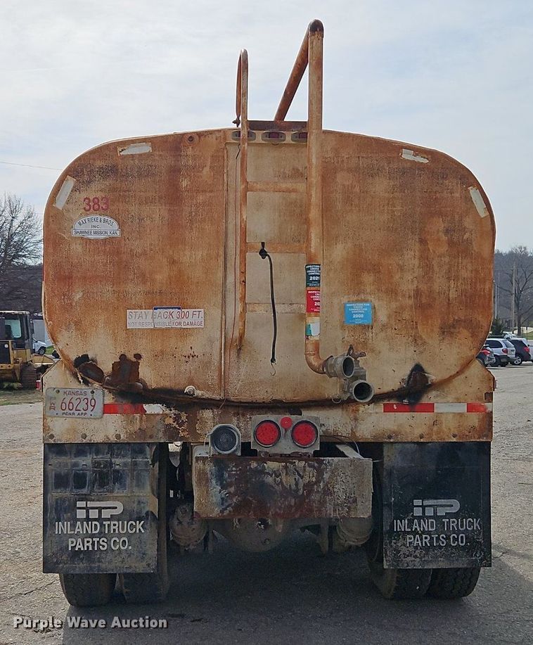 image for item EI3630 1980 Autocar DC9364F water truck