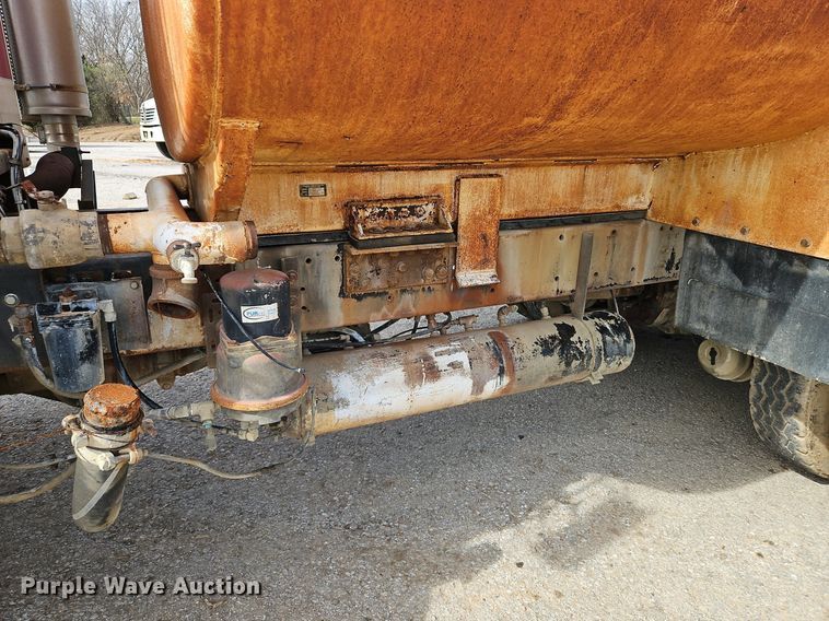 image for item EI3630 1980 Autocar DC9364F water truck