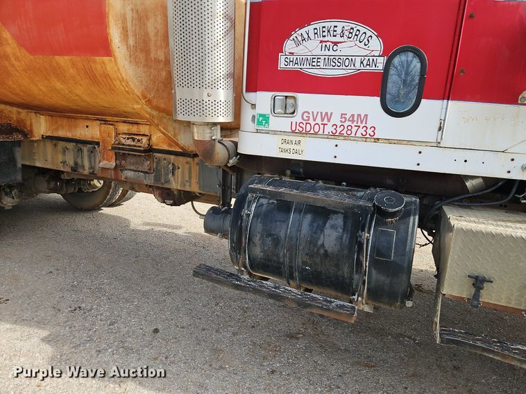 image for item EI3630 1980 Autocar DC9364F water truck